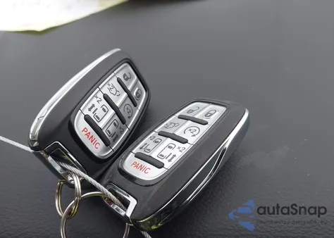 2023 Chrysler Pacifica Touring L z USA, uszkodzony, nr VIN 2C4RC1BG9PR549324